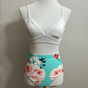 NWT Cupshe White Scallop Bralette & Floral Tummy Control Bikini Bottom